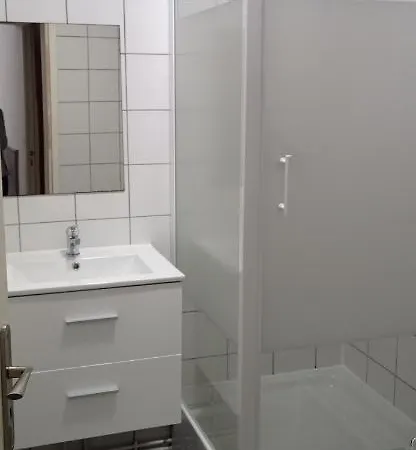 Готель Les Lavandes *